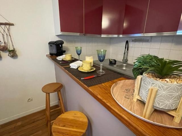 Appartement Cosy Hyper Centre ชาโตรูซ์ ภายนอก รูปภาพ