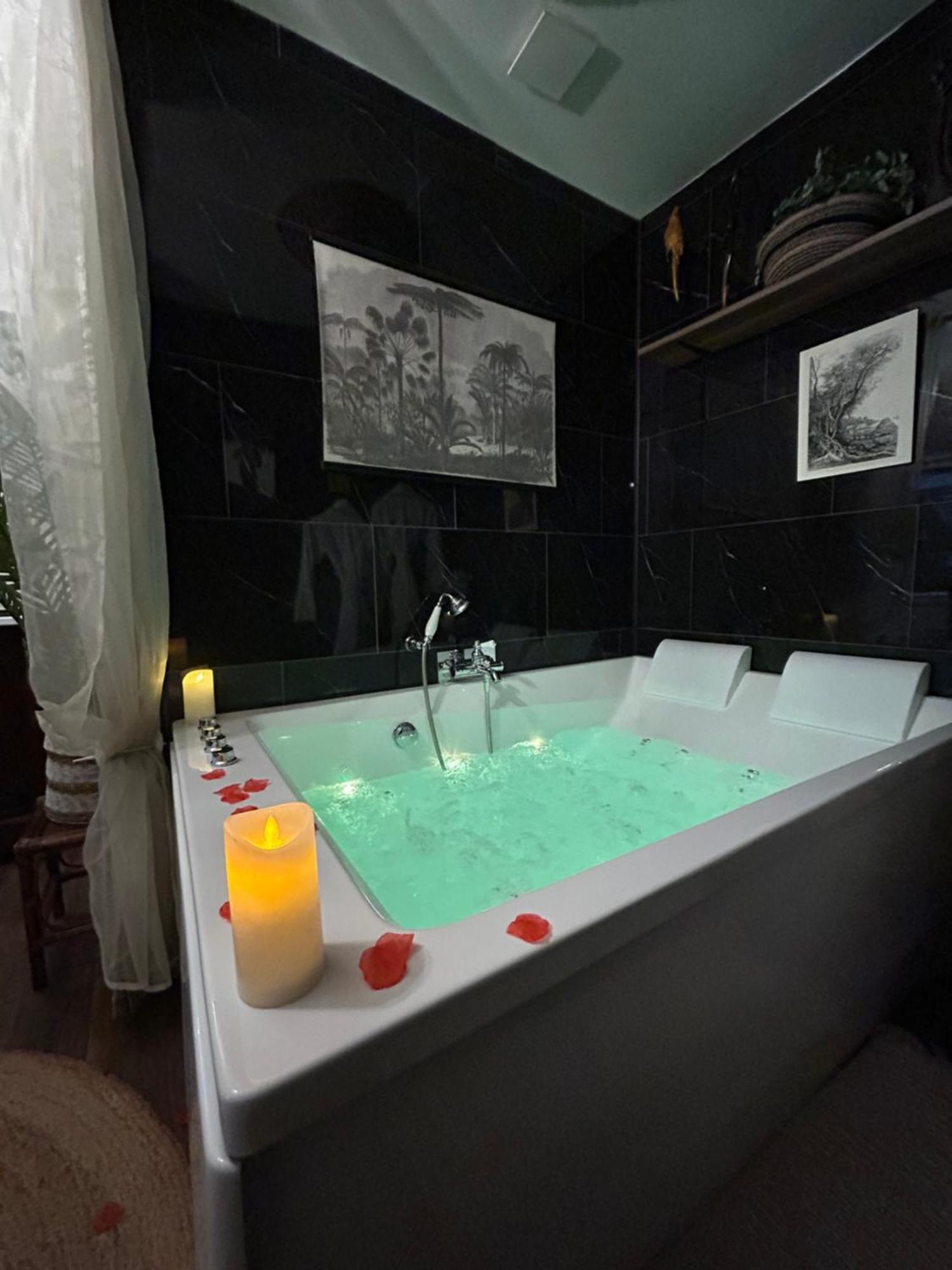 Appartement Cosy Hyper Centre ชาโตรูซ์ ภายนอก รูปภาพ